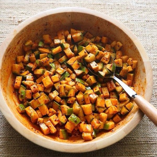 cut mango Pickle